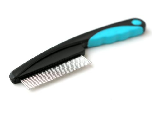 Hoe gebruik je een vlooienkam?